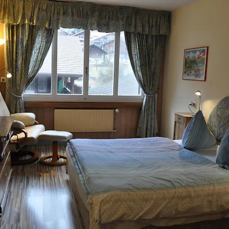 Seehotel Baeren Fogadó Brienz